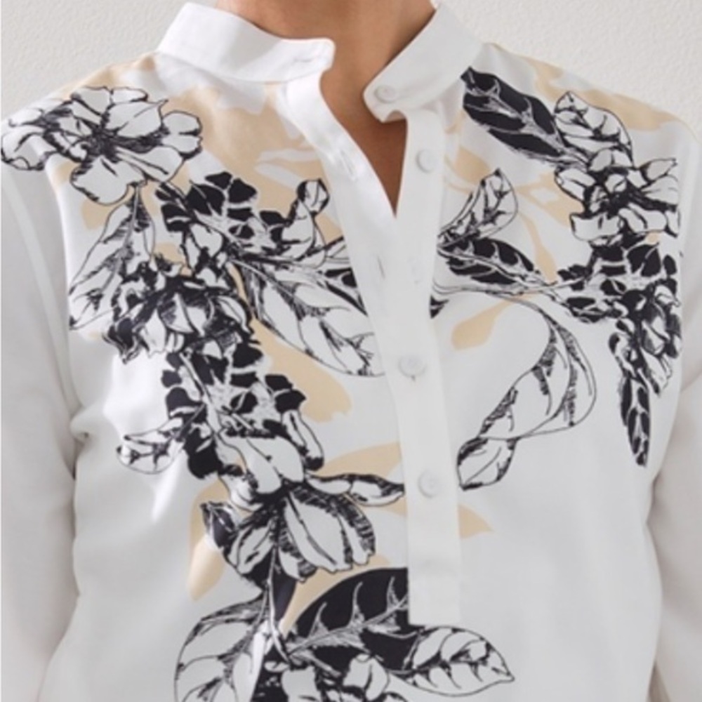 Chico’s Crisp Floral Print Button-Up Blouse Chico size 2 (US 12)